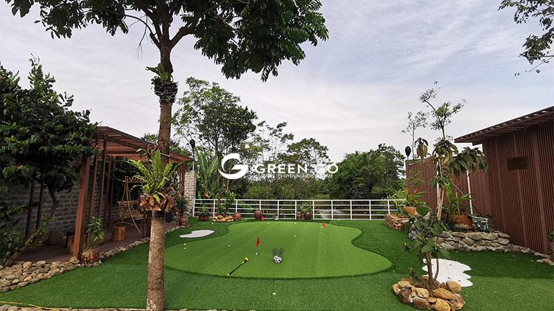 thi công sân golf mini cỏ nhân tạo