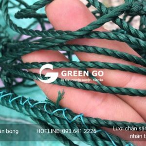 Lưới chắn sân bóng cỏ nhân tạo