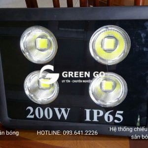 Hệ thống chiếu sáng trong sân bóng